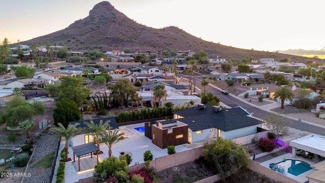 1955 E GREENWAY Road, Phoenix, AZ 85022
