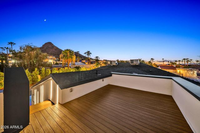 1955 E GREENWAY Road, Phoenix, AZ 85022
