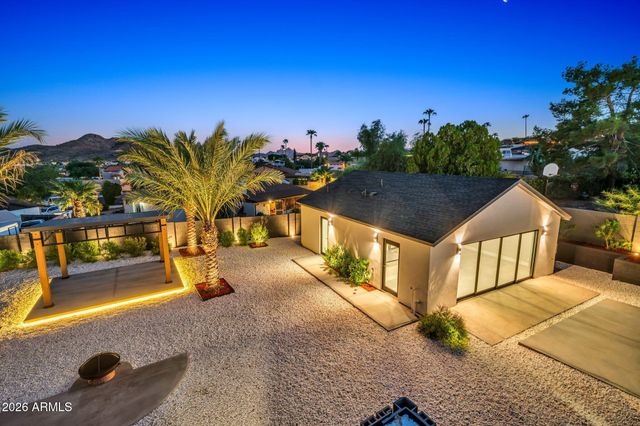 1955 E GREENWAY Road, Phoenix, AZ 85022