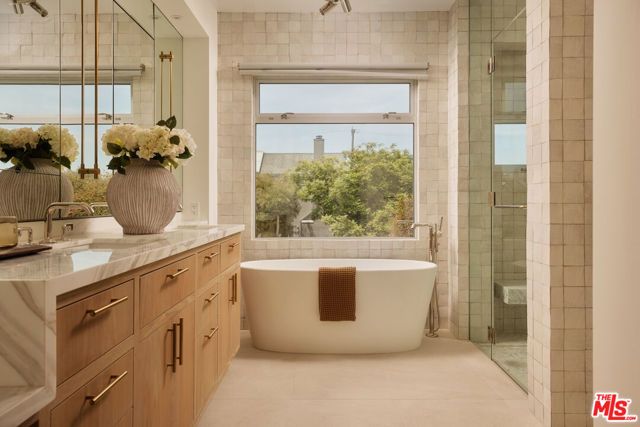2801 Sanborn Avenue, Los Angeles, CA 90291