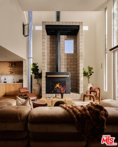 2801 Sanborn Avenue, Los Angeles, CA 90291