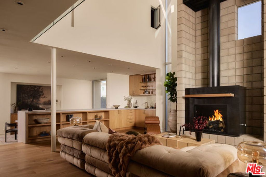 2801 Sanborn Avenue, Los Angeles, CA 90291