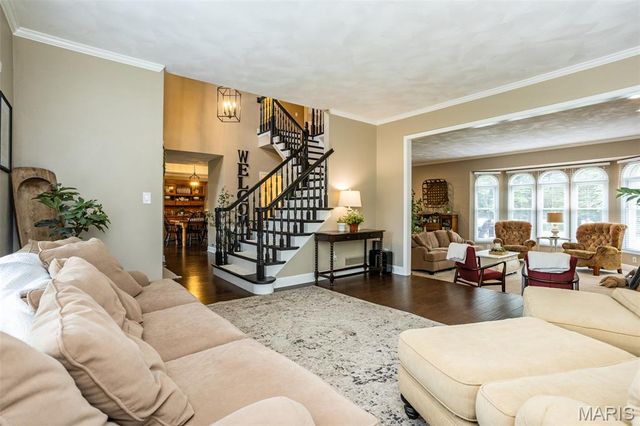 600 East Waters Edge Drive, Shiloh, IL 62221