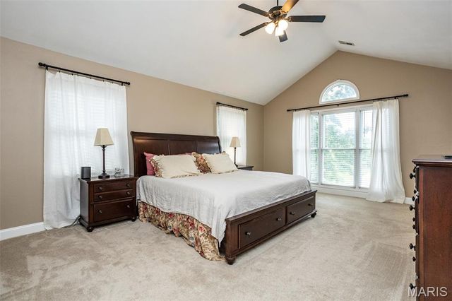 600 East Waters Edge Drive, Shiloh, IL 62221
