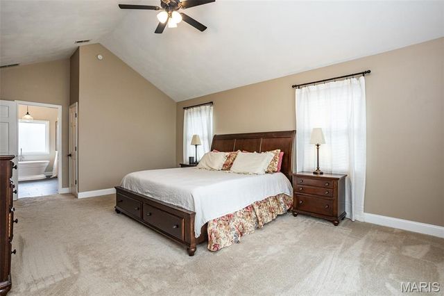 600 East Waters Edge Drive, Shiloh, IL 62221