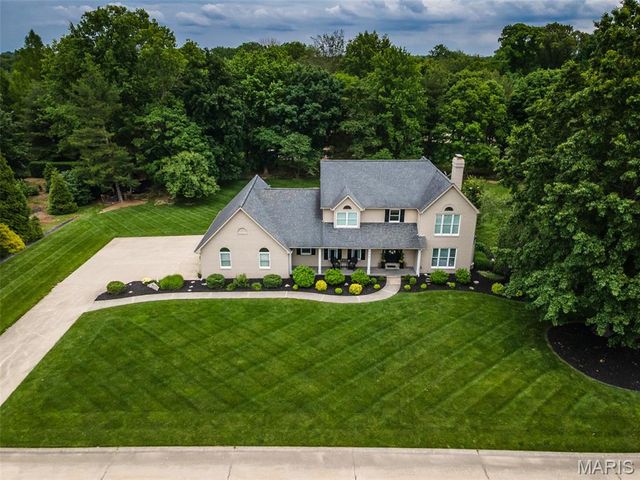 600 East Waters Edge Drive, Shiloh, IL 62221
