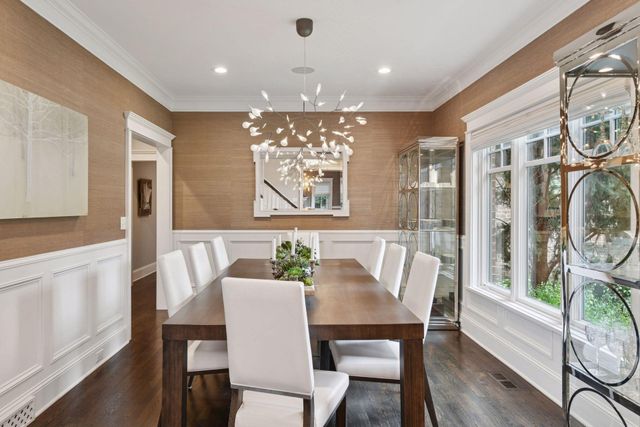 20715 Linwood Road, Deephaven, MN 55331