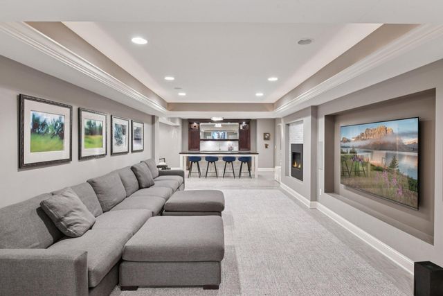 20715 Linwood Road, Deephaven, MN 55331