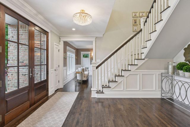 20715 Linwood Road, Deephaven, MN 55331