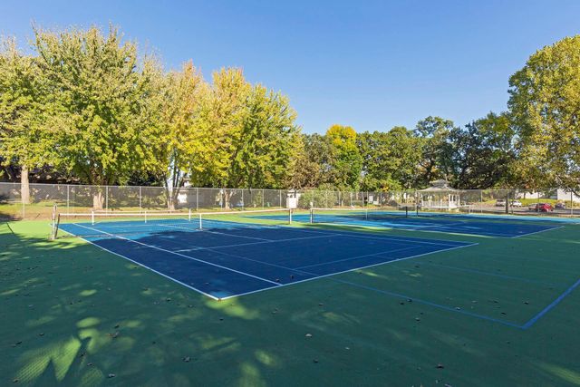 20715 Linwood Road, Deephaven, MN 55331