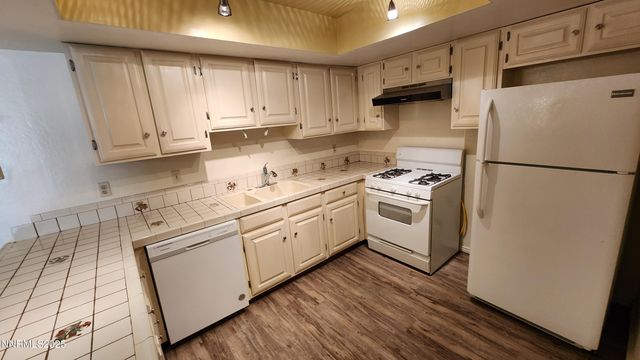 2300 Dickerson Road 16, Reno, NV 89503