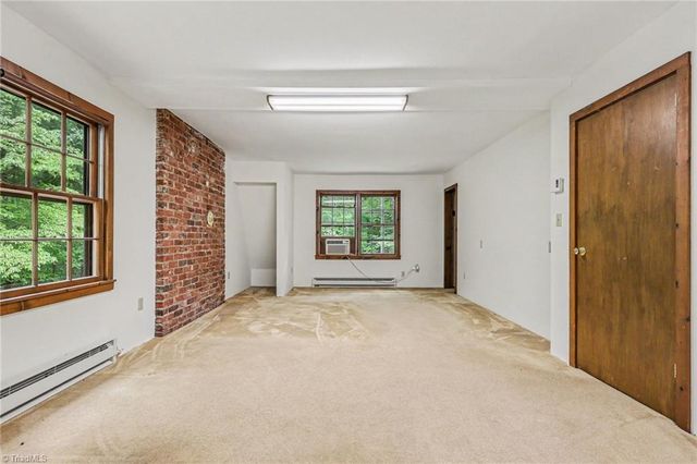 381 E Homestead Drive, Lexington, NC 27292