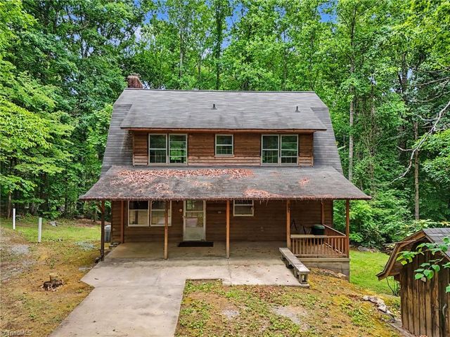 381 E Homestead Drive, Lexington, NC 27292