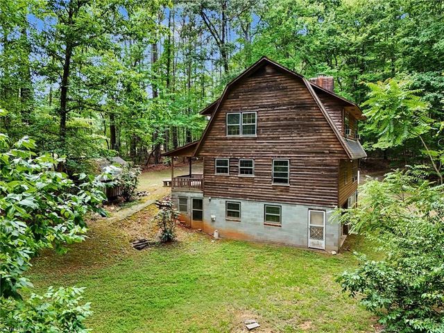 381 E Homestead Drive, Lexington, NC 27292