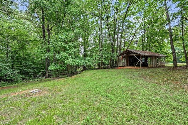 381 E Homestead Drive, Lexington, NC 27292