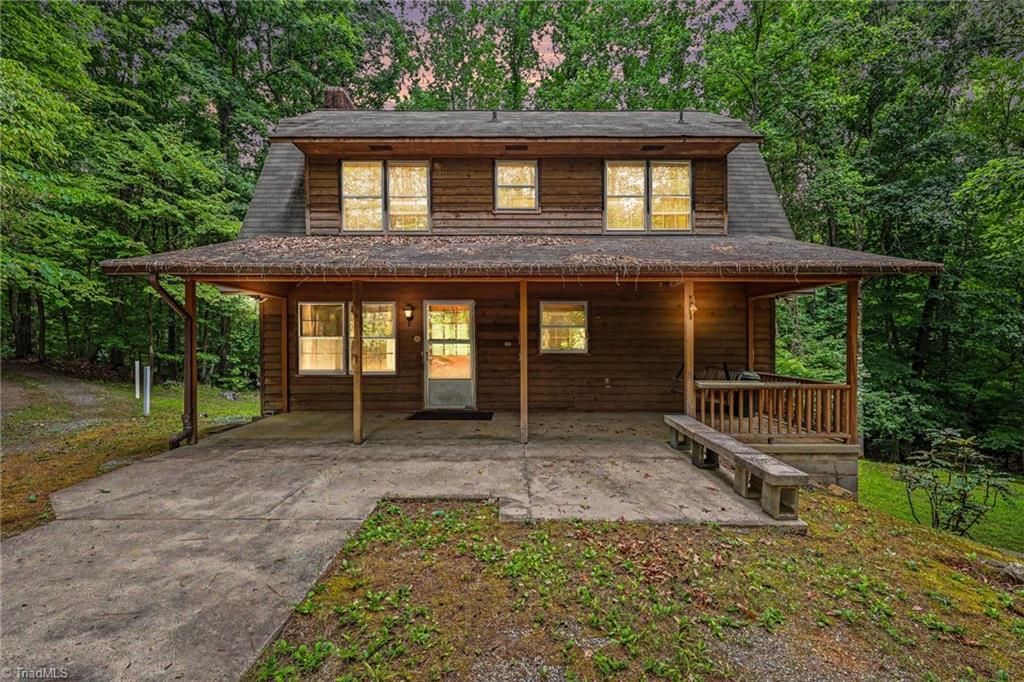 381 E Homestead Drive, Lexington, NC 27292