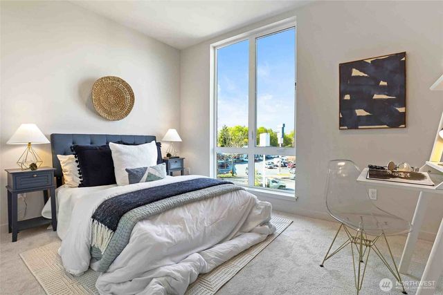 9725 6th Avenue NW, Seattle, WA 98117