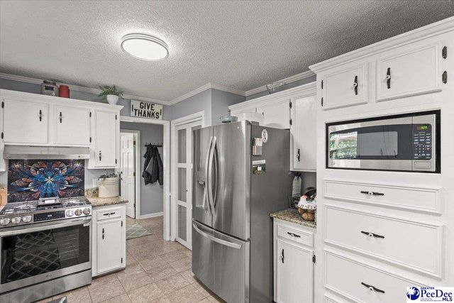 3802 Colonial Road, Florence, SC 29501