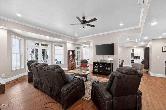 8220 Green Hope School Road, Cary, NC 27519