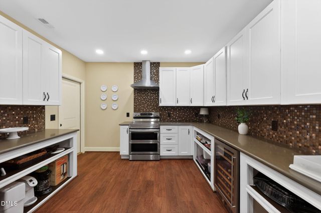 8220 Green Hope School Road, Cary, NC 27519