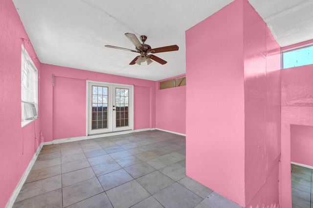 111 Ocean Parkway, Boynton Beach, FL 33435