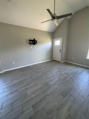 349 Road 5704, Cleveland, TX 77327