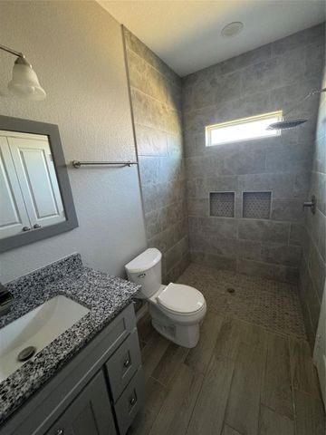 349 Road 5704, Cleveland, TX 77327