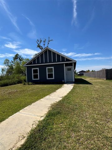 349 Road 5704, Cleveland, TX 77327