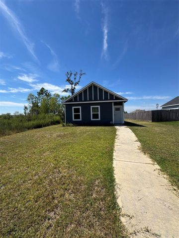 349 Road 5704, Cleveland, TX 77327