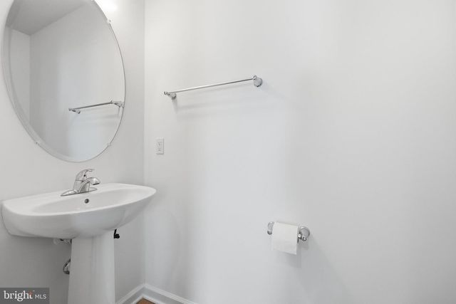 275 COLSTON RD, Charles Town, WV 25414