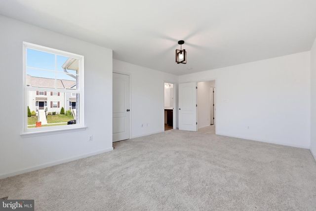 275 COLSTON RD, Charles Town, WV 25414