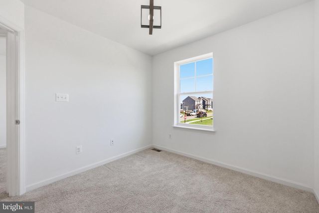 275 COLSTON RD, Charles Town, WV 25414