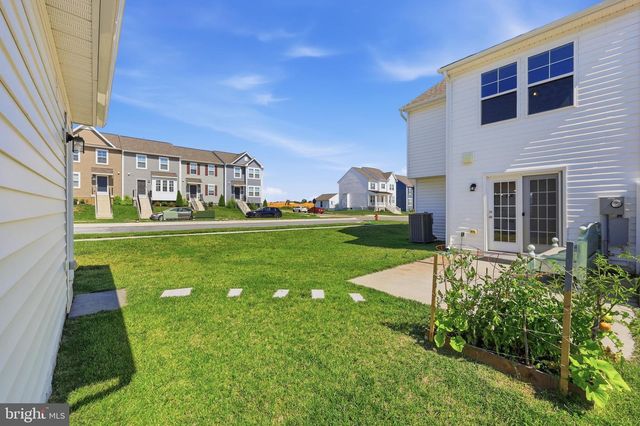 275 COLSTON RD, Charles Town, WV 25414