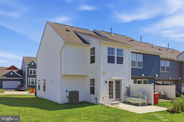 275 COLSTON RD, Charles Town, WV 25414