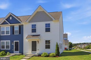 275 COLSTON RD, Charles Town, WV 25414