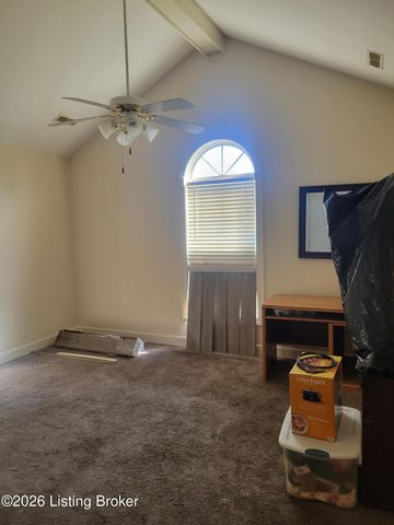 8553 Applegate Village Dr, Louisville, KY 40219