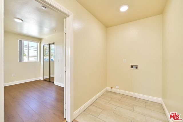 671 W 62nd Street, Los Angeles, CA 90044