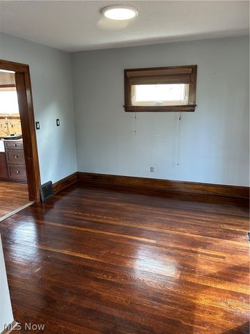 5911 Velma Avenue, Parma, OH 44129