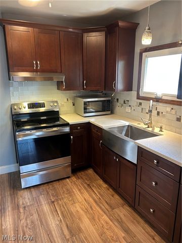 5911 Velma Avenue, Parma, OH 44129