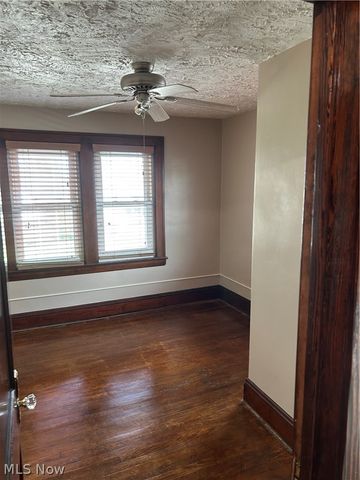 5911 Velma Avenue, Parma, OH 44129