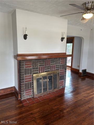 5911 Velma Avenue, Parma, OH 44129