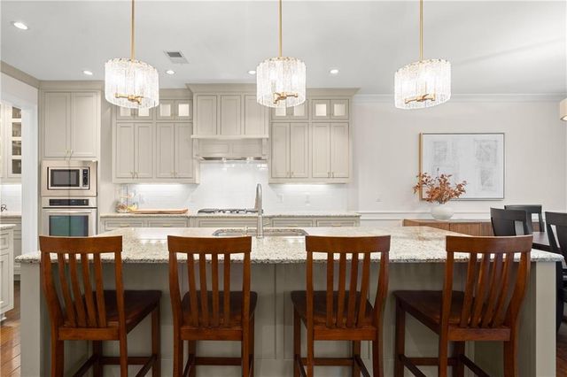 2574 Ashford Road, Brookhaven, GA 30319