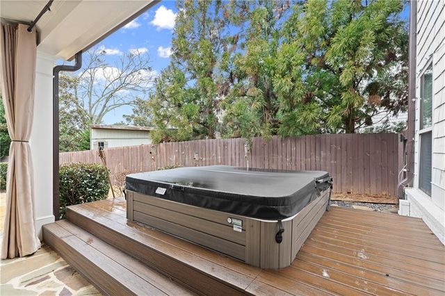 2574 Ashford Road, Brookhaven, GA 30319