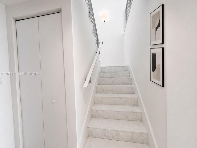 900 Biscayne Boulevard 902, Miami, FL 33132