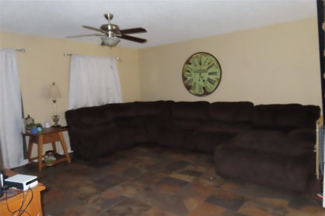 311 N Arkansas Street, Springhill, LA 71075