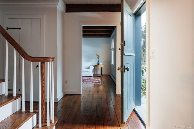 286 Blue Hill Road, Hudson, NY 12534