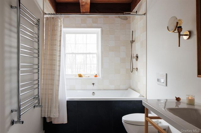 286 Blue Hill Road, Hudson, NY 12534