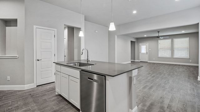 2513 STARLING Street, Denton, TX 76205