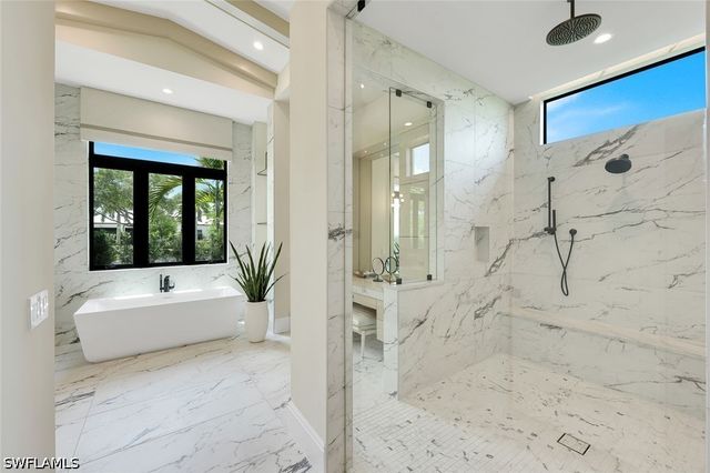 767 Park Shore DR, Naples, FL 34103