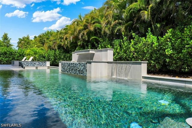 767 Park Shore DR, Naples, FL 34103